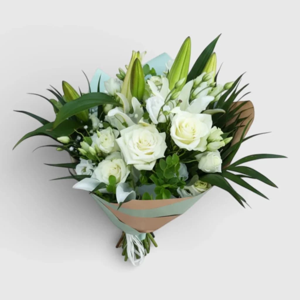 Bouquet de roses et de lys ' Fantaisie immaculée '