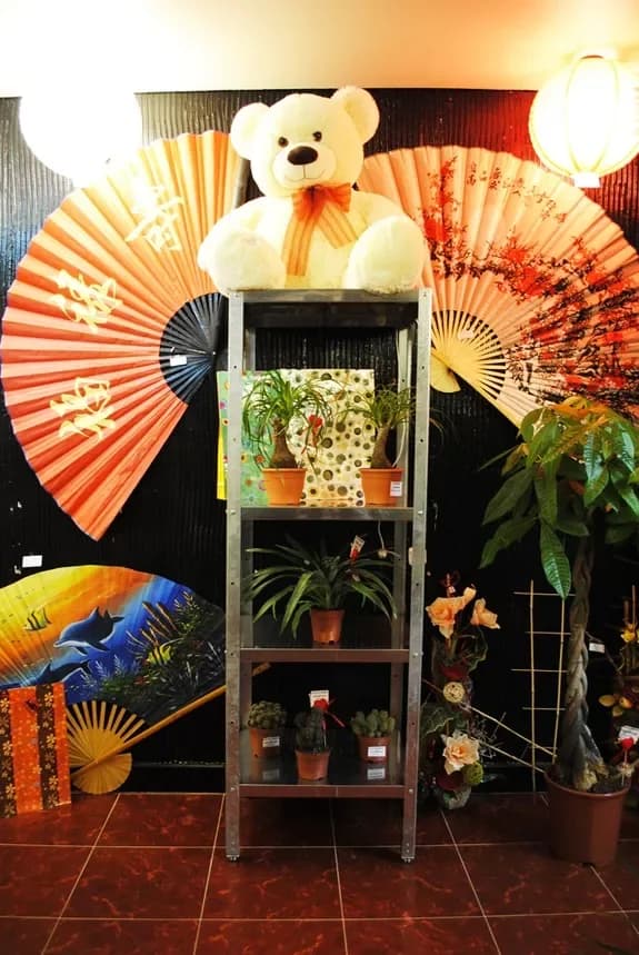 Salons de fleurs et de cadeaux